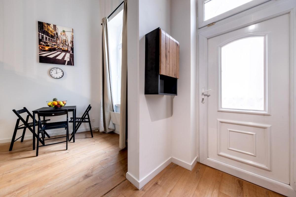 Black And White - Dob Utca Appartement Boedapest